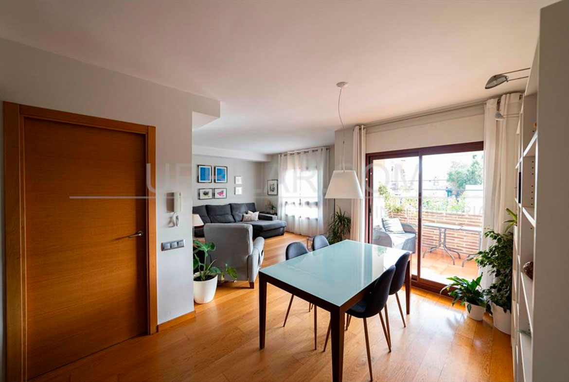 Chalet en venta en el centro de La Eliana | Urbilar