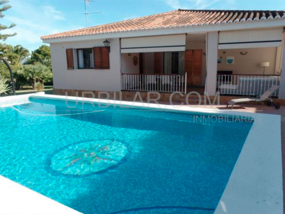 Chalet en venta en Bétera | Urbilar