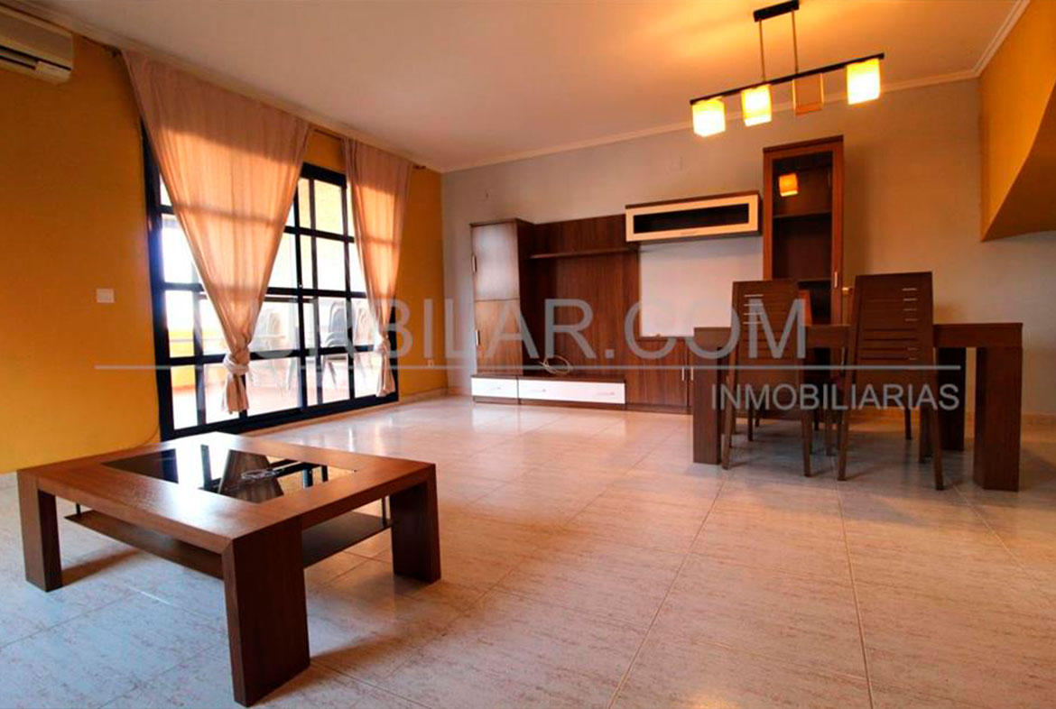 Salón del chalet en Masía de Traver, Riba Roja de Túria | Urbilar